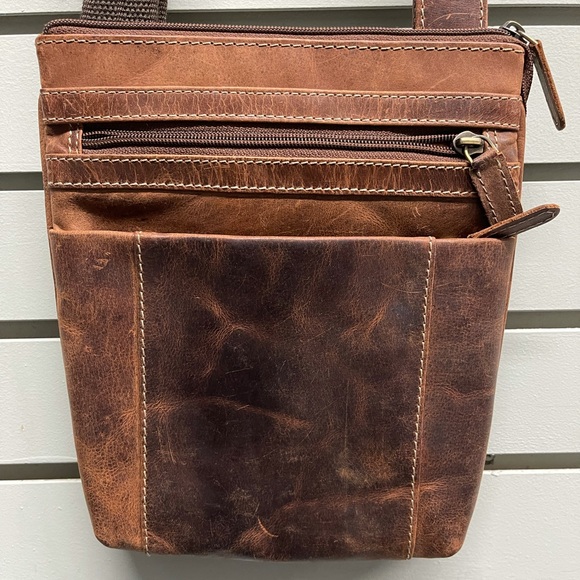 NWOT Genuine Leather Cross-Body Bag - Picture 1 of 4